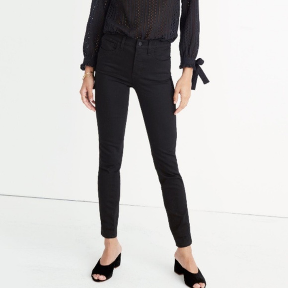 Madewell Denim - Madewell 9” high rise black velvet tuxedo stripe